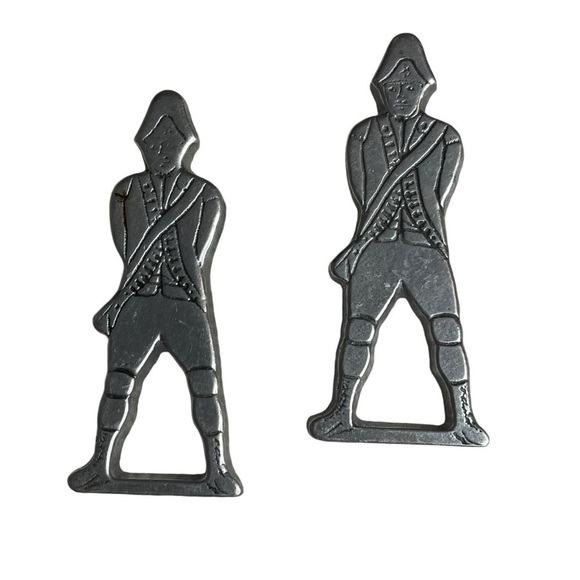 2 Piece Pewter Military Soldier Wilton‎ Armetale Napkin Ring Holder - Picture 1 of 5